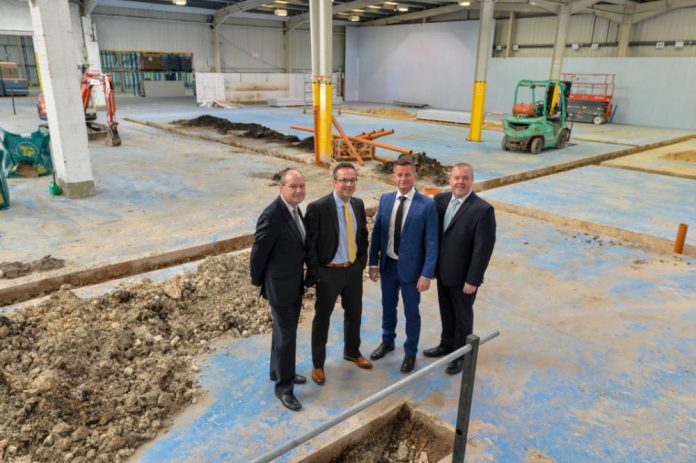 (L-r) Northcoast Seafood's Steve Berry, HSBC's Dan Wilsom, Northcoast Se... Grimsby seafood supplier scales up processing premises