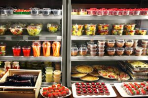 Guidelines launched to improve sustainable food service packaging