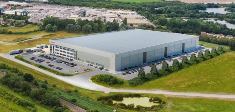 Recipe box company to create hundreds of jobs with move to £40m bespoke, chilled fulfilment centre